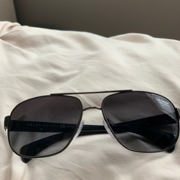 Sunglasses - Picture 1 of 4